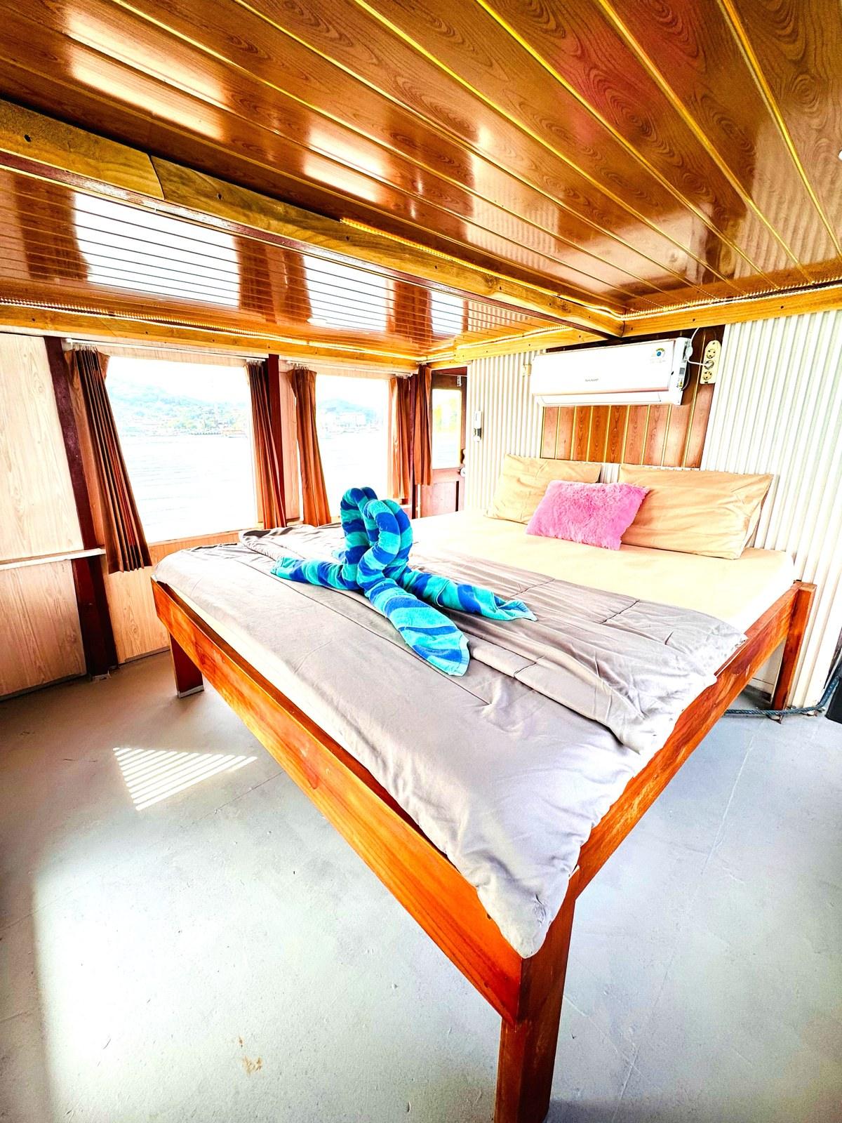 Cabin 1 · Master with balcony – Princess Lala Phinisi