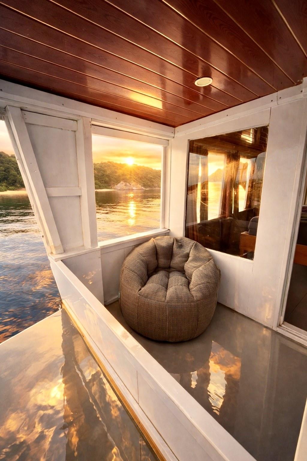 Cabin 1 · Master with balcony – Princess Lala Phinisi