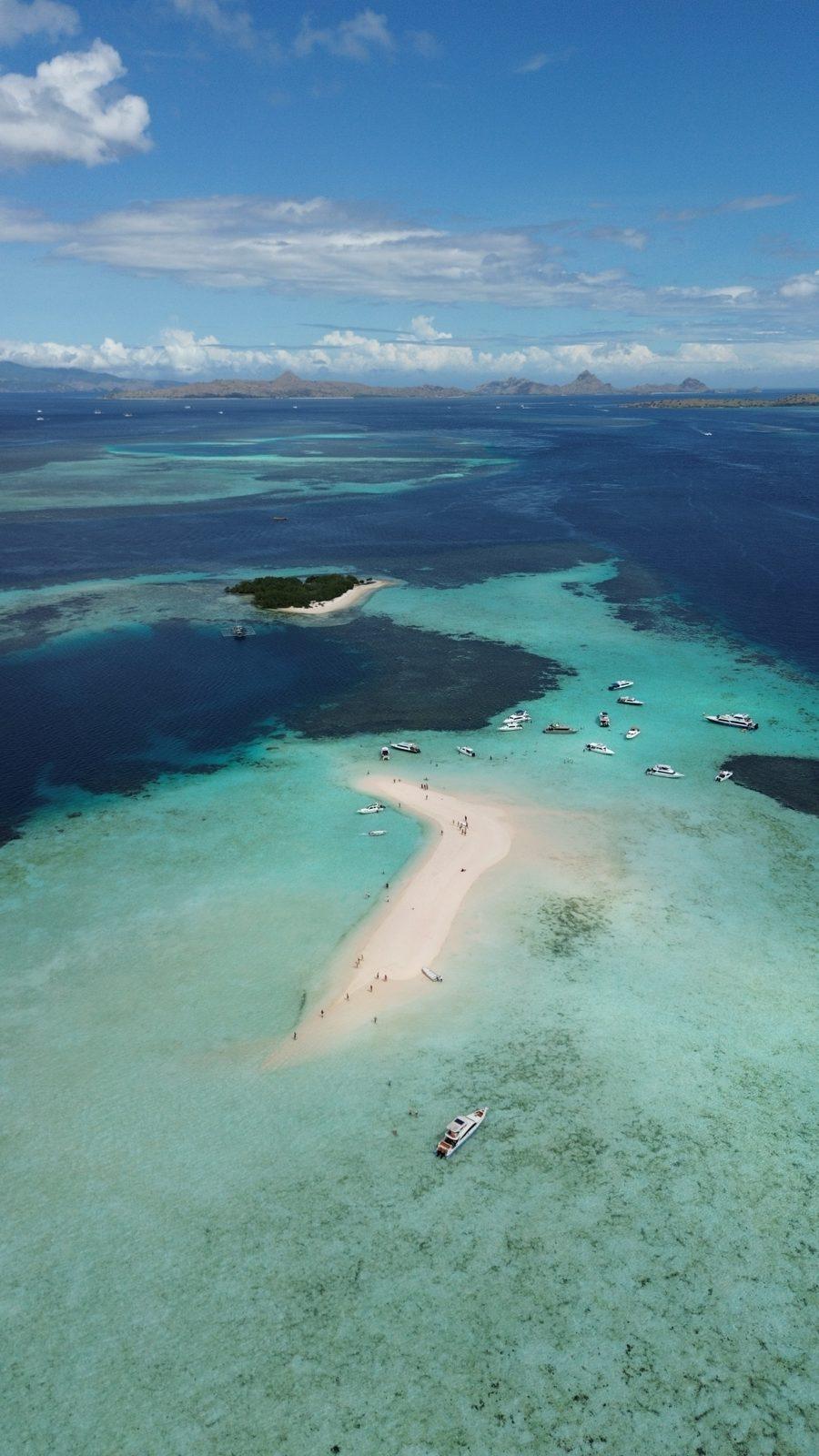 Princess Lala Phinisi – Taka Makassar sandbar