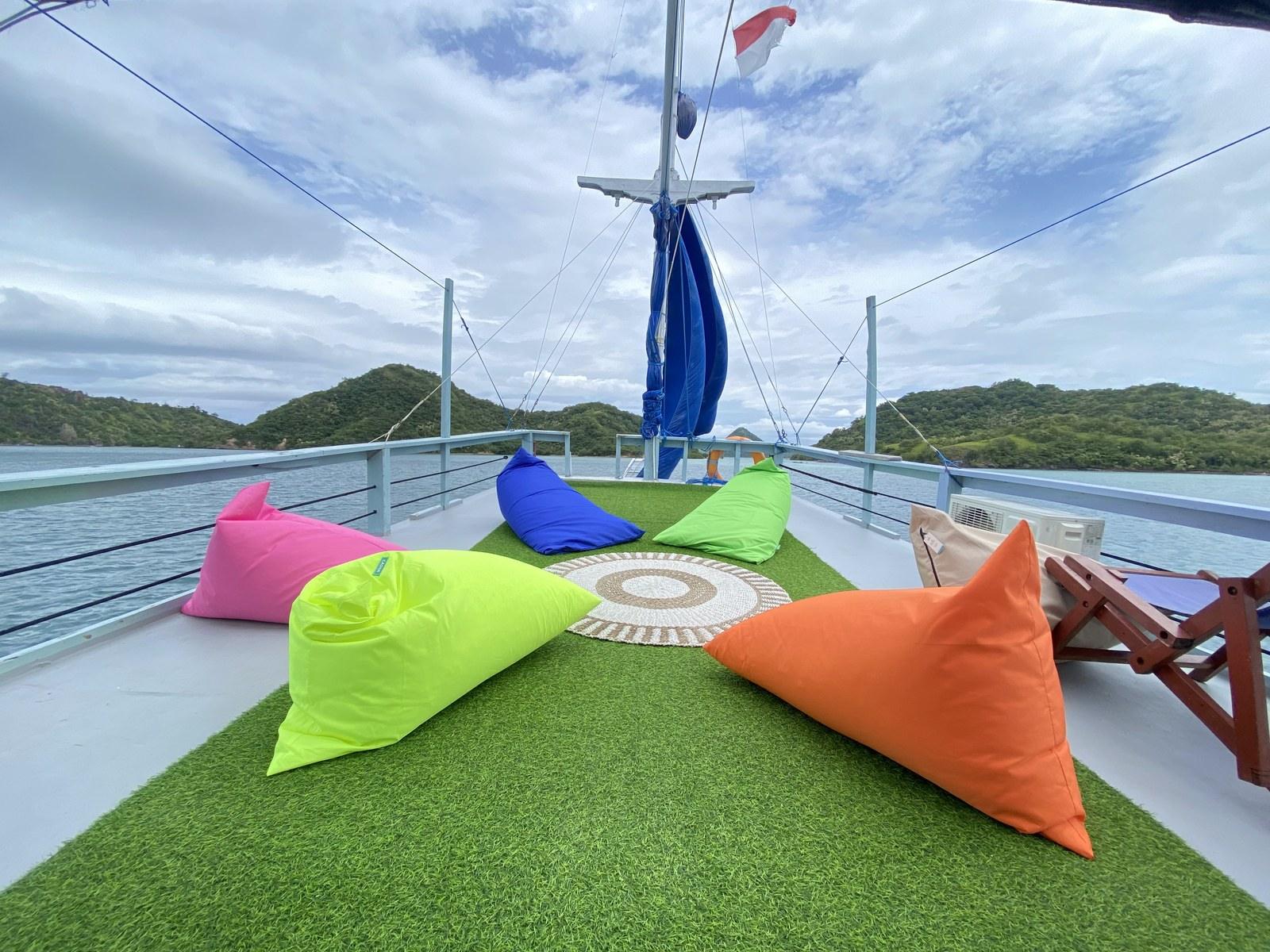 Bow sundeck – Princess Lala Phinisi