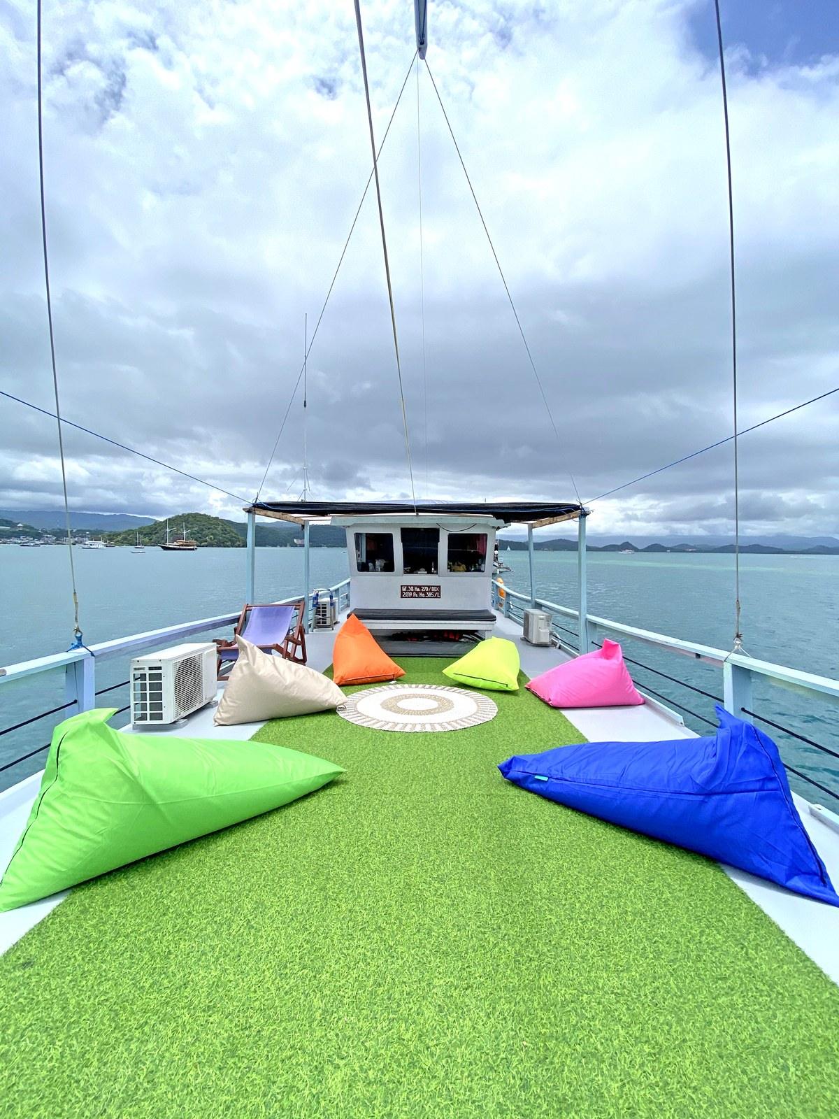 Bow sundeck – Princess Lala Phinisi
